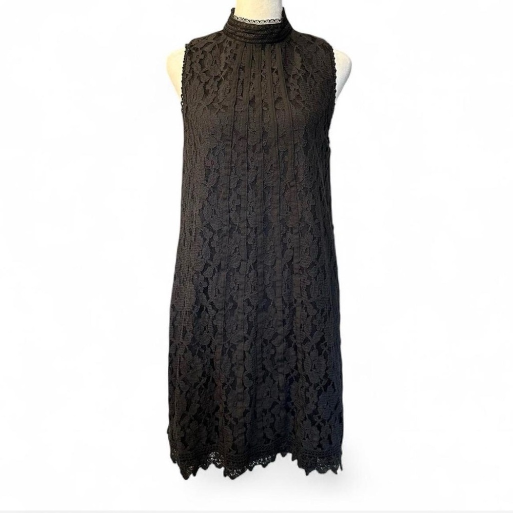 Xhilaration Black Lace Shift Dress Mock Neck Large‎